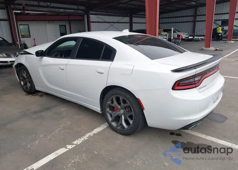 2015 Dodge Charger Sxt z USA, uszkodzony, nr VIN 2C3CDXHG5FH918928